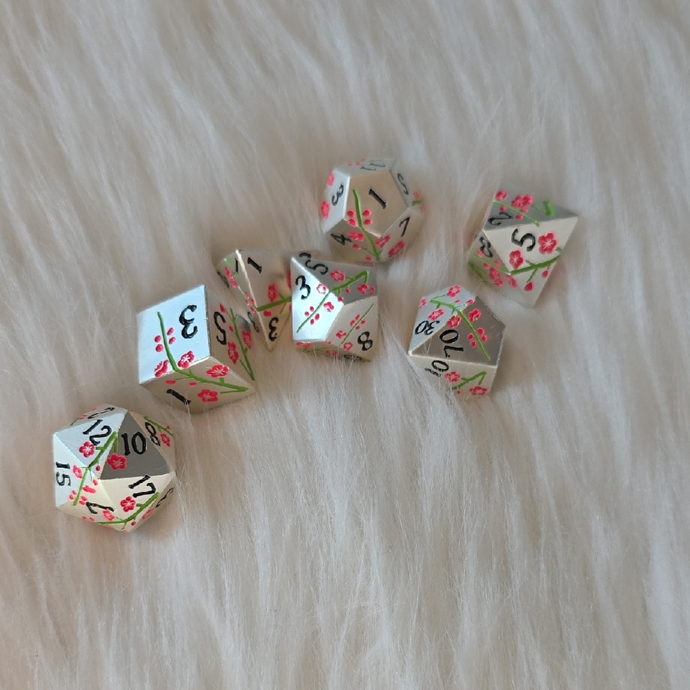 Dungeons and Dragons Floral Dice Set. Heavy.